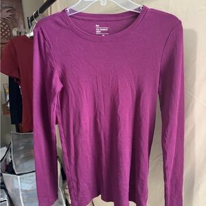 GAP Women's Long Sleeve Crewneck Top - Berry Purple